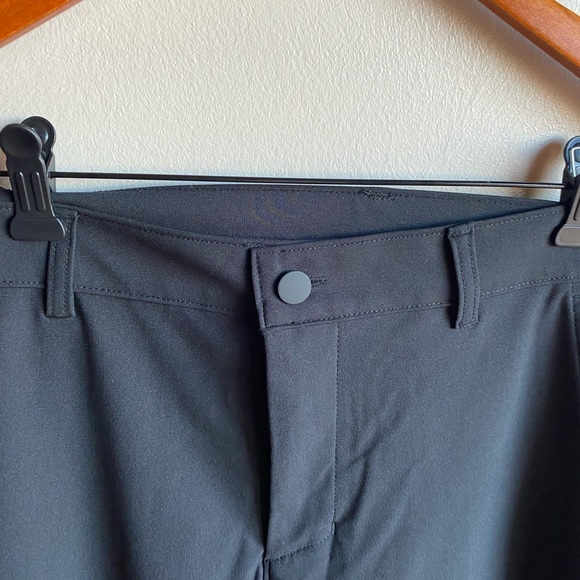 Old Navy Hybrid Pants - Picture 5 of 5